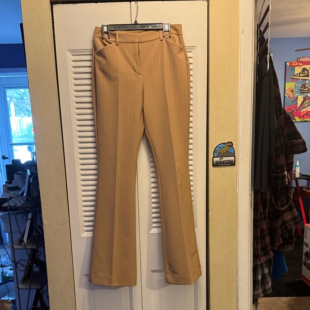 Express Women's Camel Flare Pants